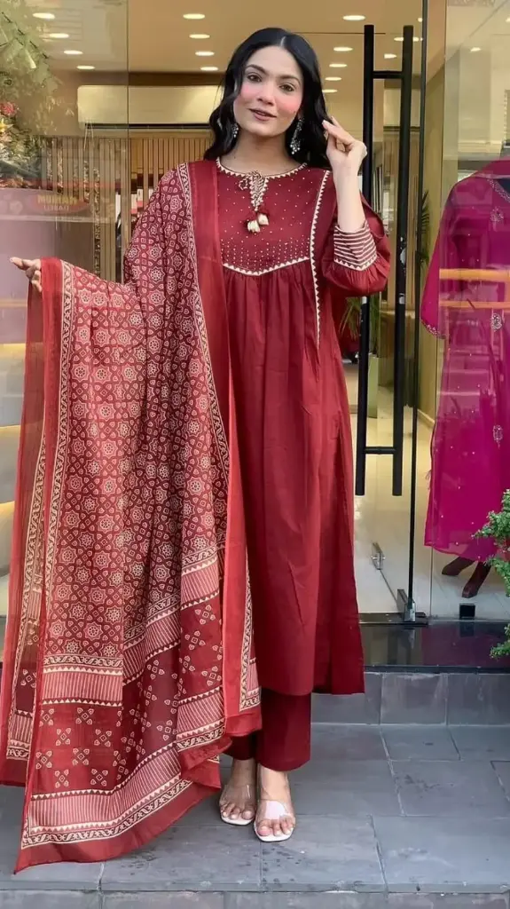 Pujnaji Kurthi Premium (M)